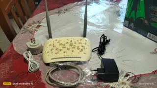 Router Modem TP-Link con antenne