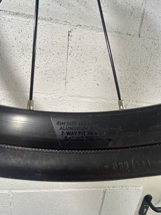 Llantas Fulcrum Racing 77DB 28’’ Aluminio