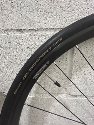 Llantas Fulcrum Racing 77DB 28’’ Aluminio