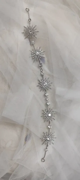 Tiara de novia con estrellas y cristales