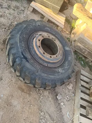 Excavadora de ruedas CATERPILLAR M322C