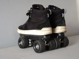 Slades by Flaneurz Walk & Roll 37