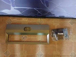 Televisor Cecotec y thosiba con la Pantalla Rota