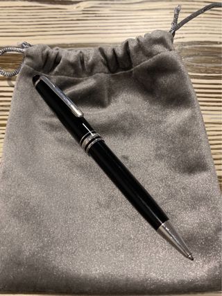 Bolígrafo Montblanc Negro