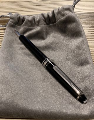Bolígrafo Montblanc Negro