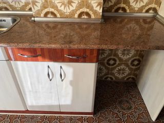 Cocina completa madera y cristal