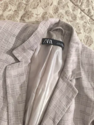 Blazer Zara cuadros