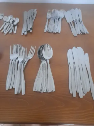 SET CUBERTERÍA 113 PIEZAS ACERO INOX 12 SERVICIOS