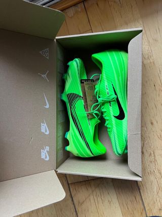 Botas fútbol Nike Mercurial Verdes 43 nuevas
