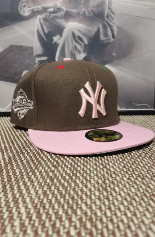 Gorra New Era 59FIFTY Yankees Marrón y Rosa 7.1/2