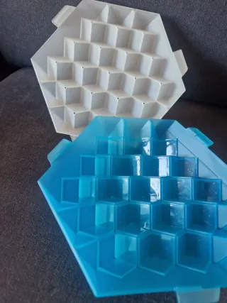 Cubitera Hexagonal Lekue