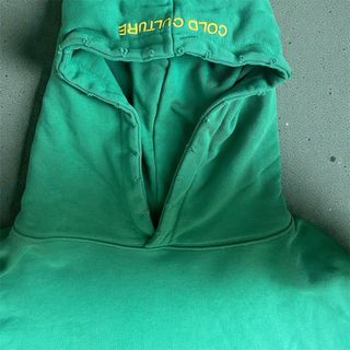 cold culture hoodie capucha verde con estrellas