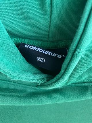 cold culture hoodie capucha verde con estrellas