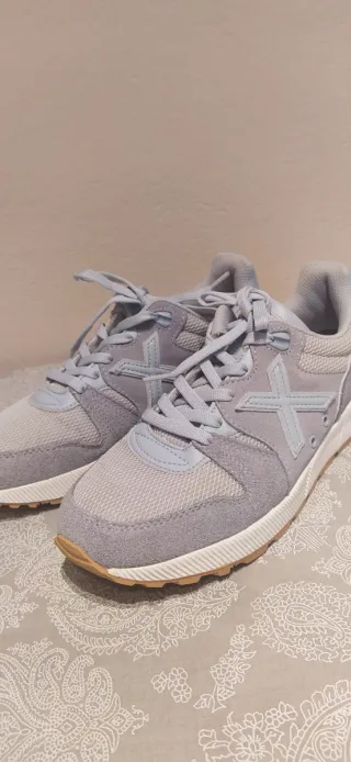 Zapatillas Munich grises