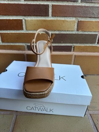 Sandalias Catwalk Marrones
