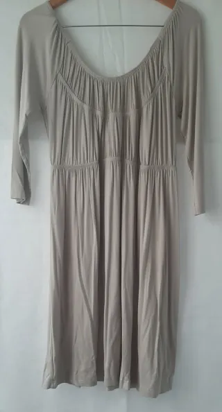 Vestido beige manga larga