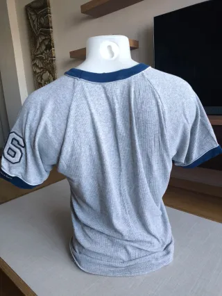 Camiseta Whittall & Shons Gris y Azul