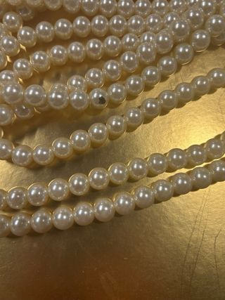 Collana perle tre fili con fiore t