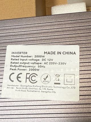 Inversor Czckool 2000W 12V a AC 220V Onda Pura