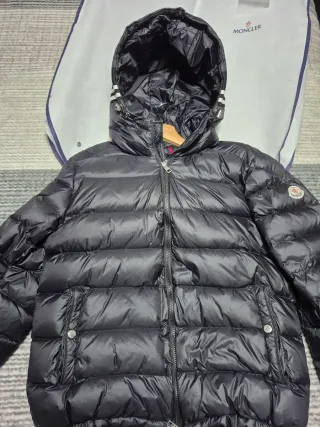 Chaqueta Moncler Negra