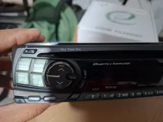 Radio Alpine CDE-7860R CD Receiver no enciende