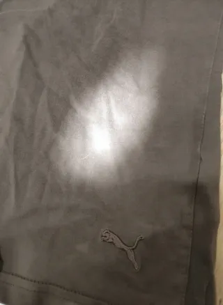 Camiseta Puma Negra Logo Blanco