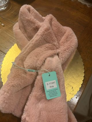 Sciarpa Katier rosa in finta pelliccia