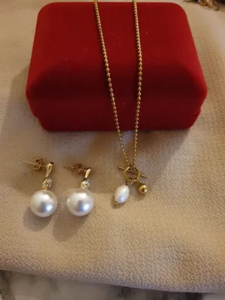 Conjunto perla chapado en oro