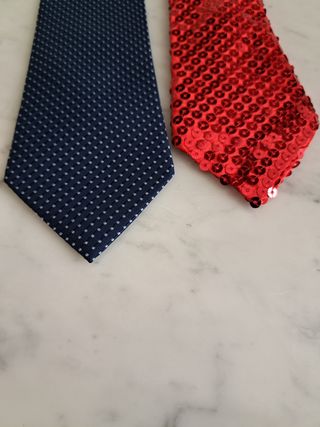 Lote 2 corbatas niño fiesta azul y roja