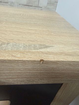 Mesitas de noche y cabecero.