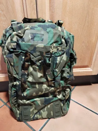 Mochila militar Altus camuflaje