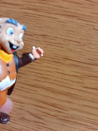 Figuras de colección variadas