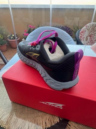 Zapatillas Altra Running Mujer Negras/Fucsia