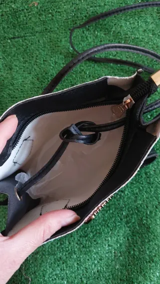 Bolso multicolor con estampado de serpiente