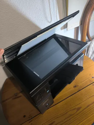 HP LaserJet M1132 MFP- impresora laser multifunci