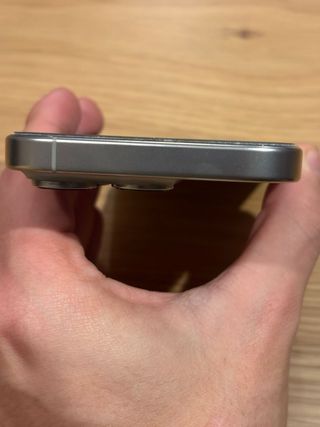 iPhone 16 Pro Argento