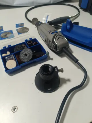 Dremel 3000 con accesorios