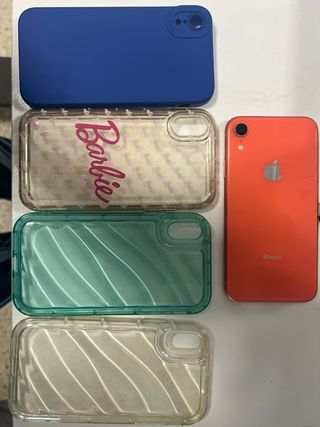 iPhone XR Coral 64GB - 79% salud