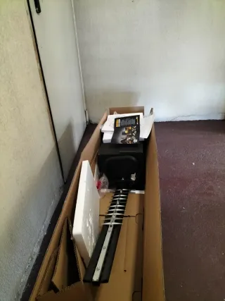 Cortasetos Eléctrico,nuevo,sin estrenar.