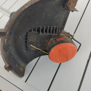 Desbrozadora Eléctrica Black+Decker