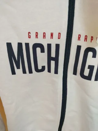 Sudadera Terranova Blanca con Cremallera