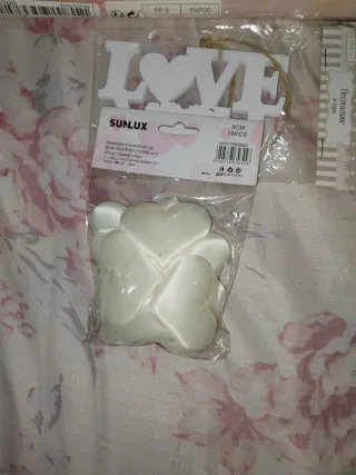 Materiale vario per creativi