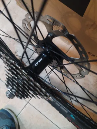 Rueda Trasera 27.5 (9) Velocidades XLC