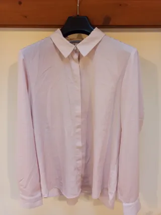 Camisa H&M rosa fluida Talla S