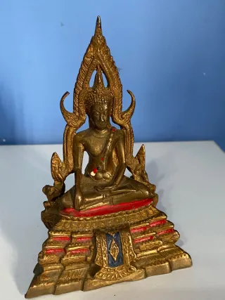 Statua Buddha Dorata Seduta