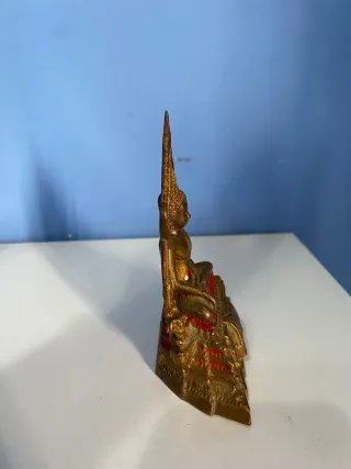 Statua Buddha Dorata Seduta