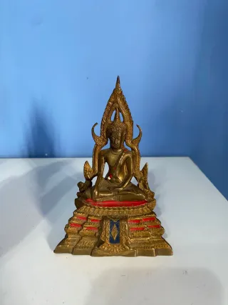 Statua Buddha Dorata Seduta