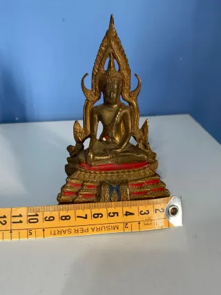 Statua Buddha Dorata Seduta