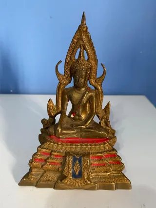 Statua Buddha Dorata Seduta