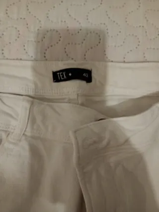 Pantalón blanco talla 42